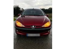 ox_sprzedam-peugeota-206-w-wersji-5-drzwiowej-rocznik-2001