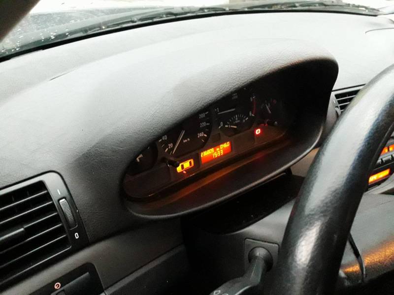 ox_bmw-e46-320d-150-km-6-biegow-2003r