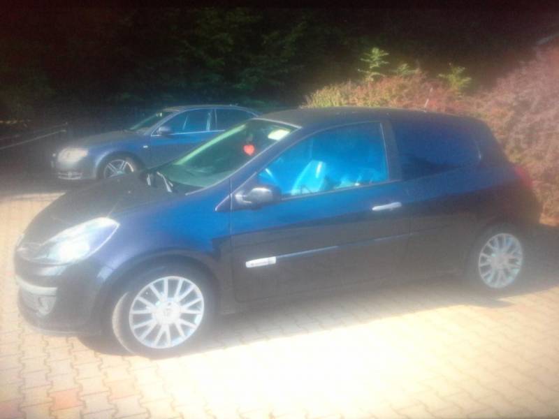 ox_renault-clio-3-2008rok-12-turbo-benzyna-ripcurl