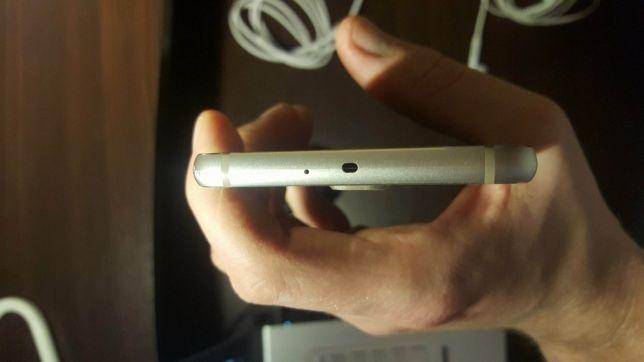 ox_zloty-galaxy-s6-32-gb