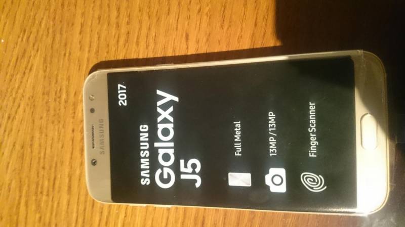 ox_samsung-j5-2017-zloty