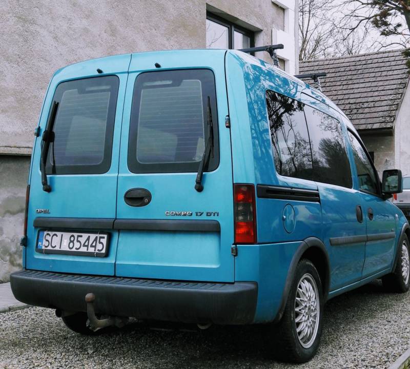 ox_opel-combo-17-dti-2003r