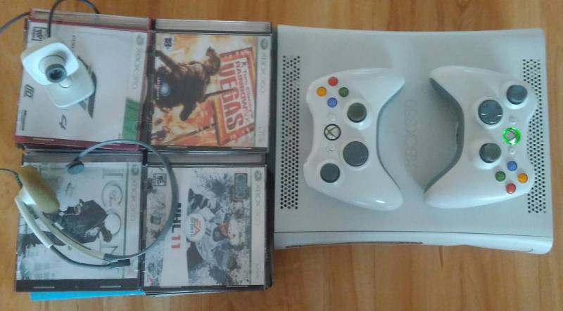 ox_xbox-360-2-pady-kamera-i-sluchawki-100-gier-okazja
