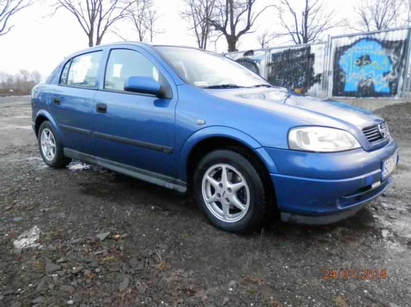 ox_sprzedam-opel-astra-ii-2002-r-16-16v