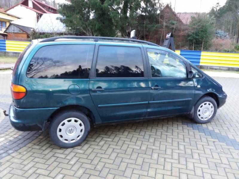 ox_vw-sharan-1997r-19-diesiel-130-km