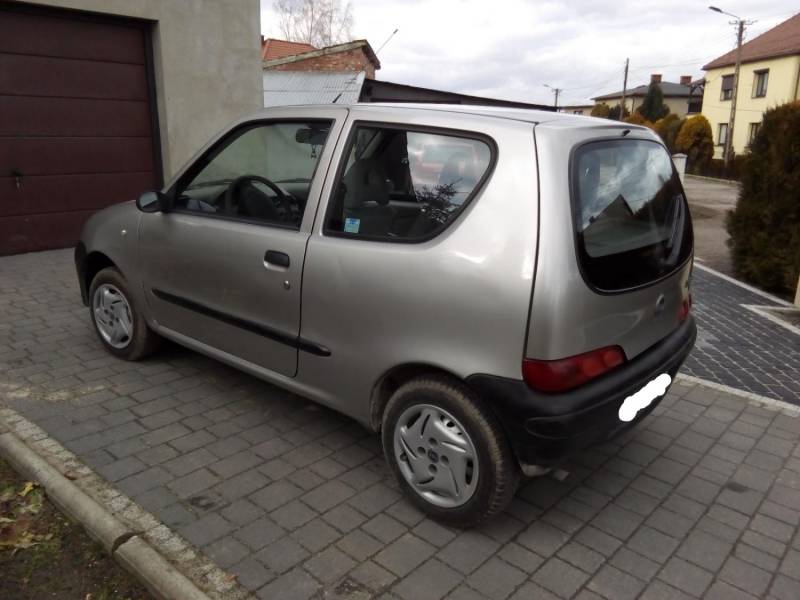ox_fiat-seicento-2004-r