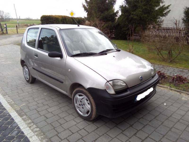 ox_fiat-seicento-2004-r