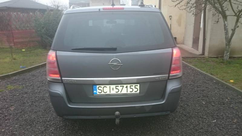 ox_opel-zafira-mocno-doinwestowany