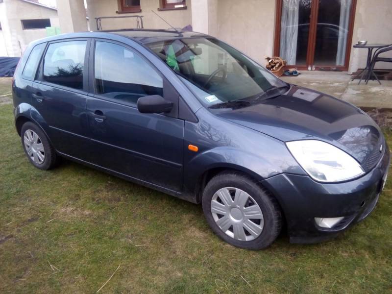 ox_ford-fiesta-2004-r-13-benzyna-klimatyzacja-wspomaganie-5-drzw