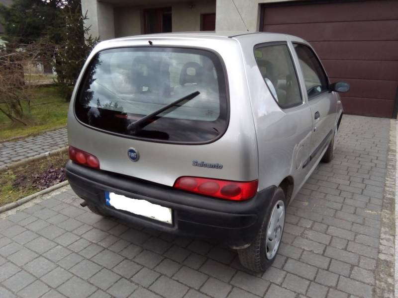 ox_fiat-seicento-2004-r