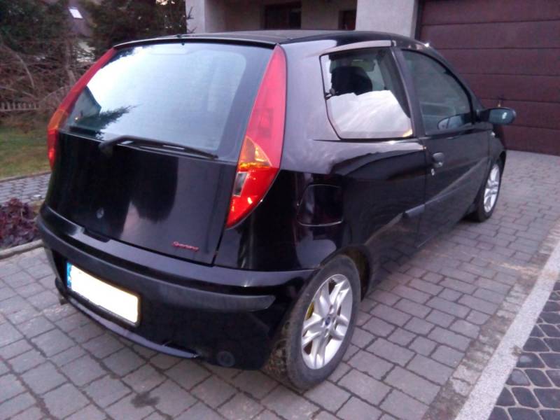 ox_fiat-punto-2000-r-lpg-klimatyzacja
