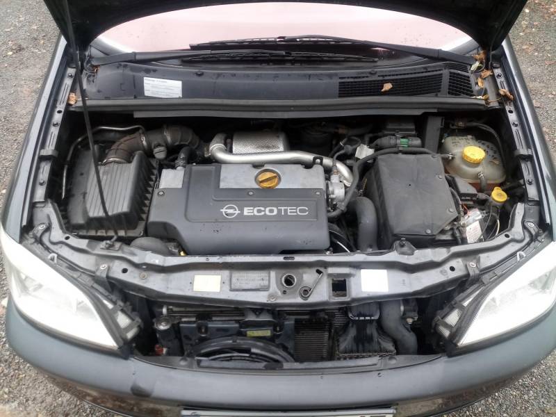 ox_opel-zafira-diesel-2001r