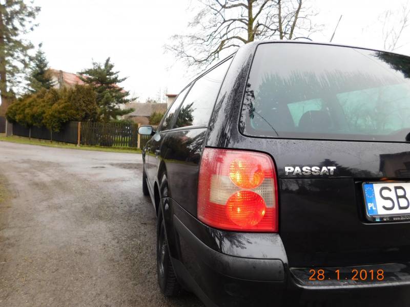ox_sprzedam-vw-passat-rocznik-2003-16-benzyna-105km