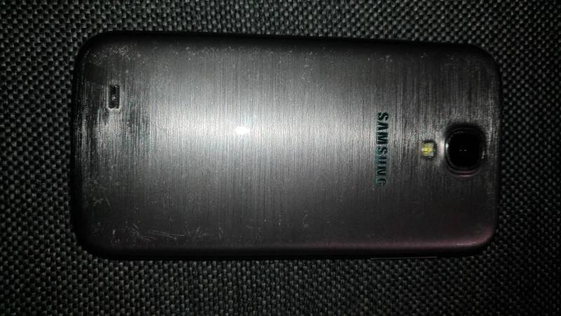 ox_sprzedam-smartfona-samsung-galaxy-s4-lte-gt-i9506-karta-micro-sd-8gb