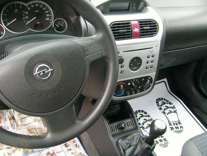 ox_opel-corsa