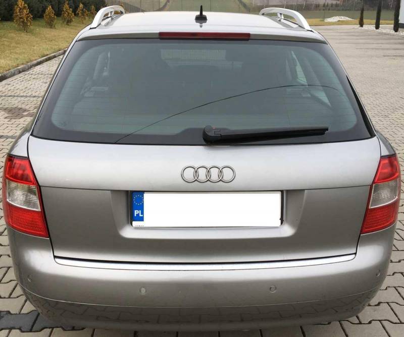 ox_audi-a4-avant-19tdi-131km-2003