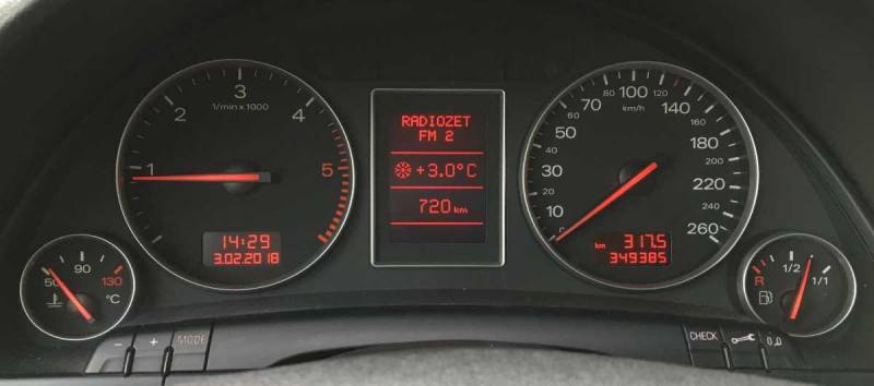 ox_audi-a4-avant-19tdi-131km-2003