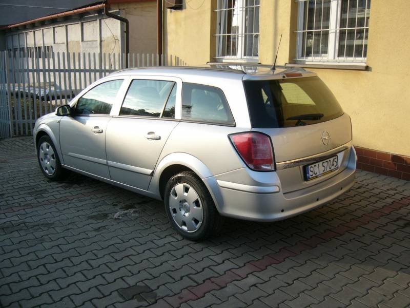 ox_opel-astra-kombi-19-cdti-bezwypadkowy-przebieg-154-tys-km-6-biegow