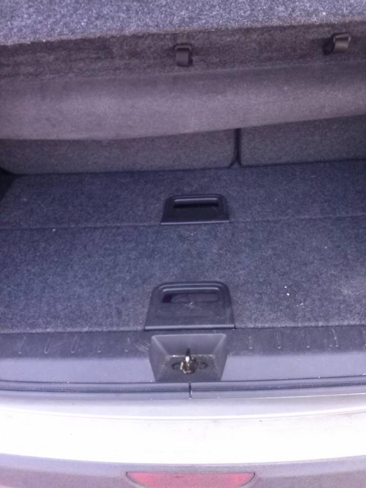 ox_nissan-note-2006-r-dci-1500-w-bdobrym-stanie