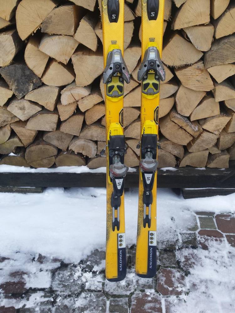ox_sprzedam-narty-salomon-scream-carving