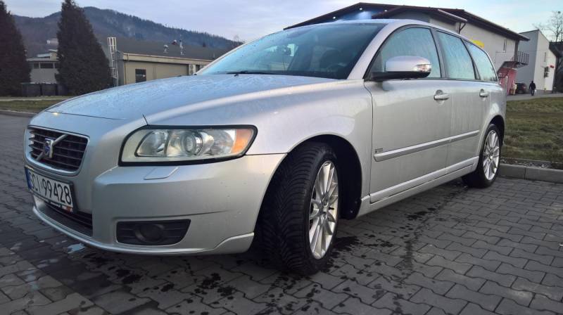 ox_sprzedam-volvo-v50-16-d-2008r