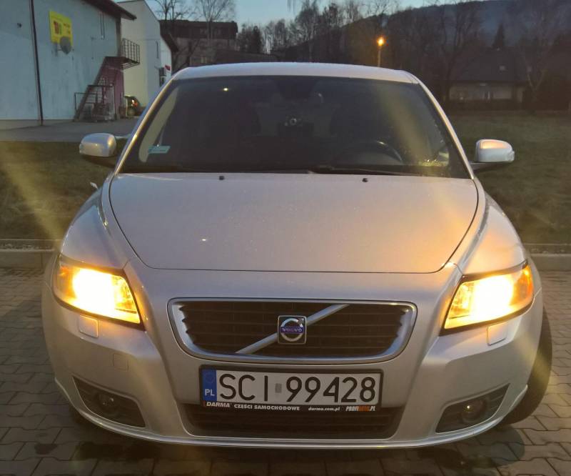 ox_sprzedam-volvo-v50-16-d-2008r