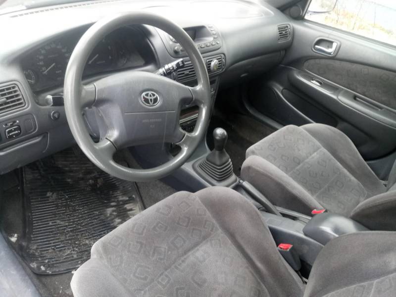 ox_toyota-corolla-e11-20-d4d