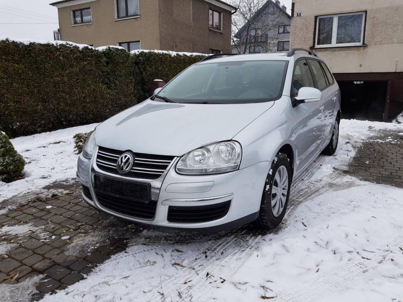 ox_volkswagen-golf-v-kombi-2009r-19tdi