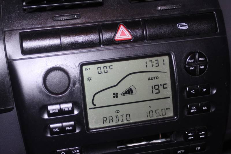ox_seat-ibiza-iifl-lpg-bardzo-niski-przebieg