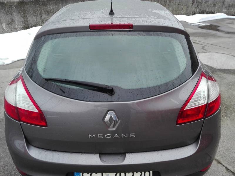 ox_sprzedam-samochod-renault-megane