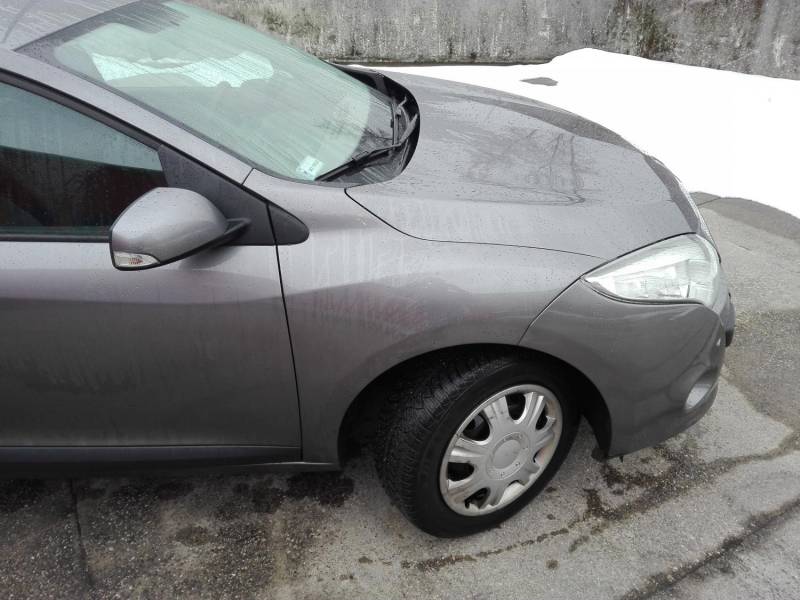 ox_sprzedam-samochod-renault-megane