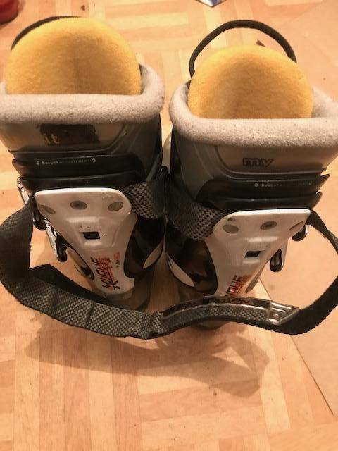 ox_buty-narciarskie-salomon-x-wave-90-kijki-kije-gipron-115-cm