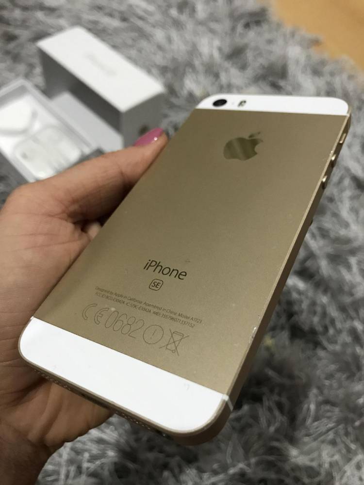 ox_apple-iphone-se-16gb-stan-jak-nowy