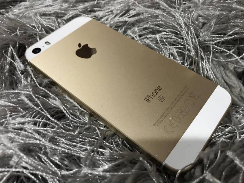 ox_apple-iphone-se-16gb-stan-jak-nowy
