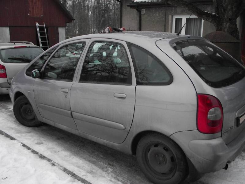 ox_citroen-xsara-picasso