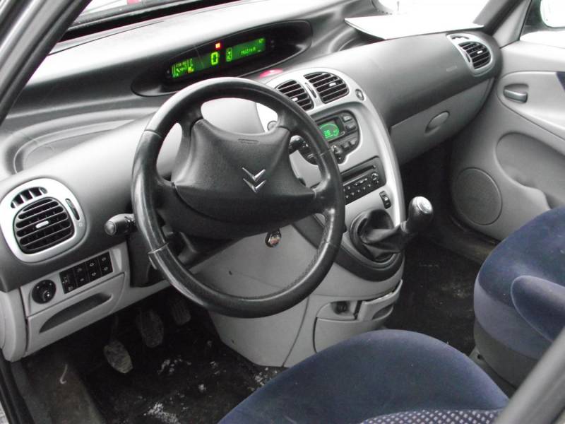 ox_citroen-xsara-picasso