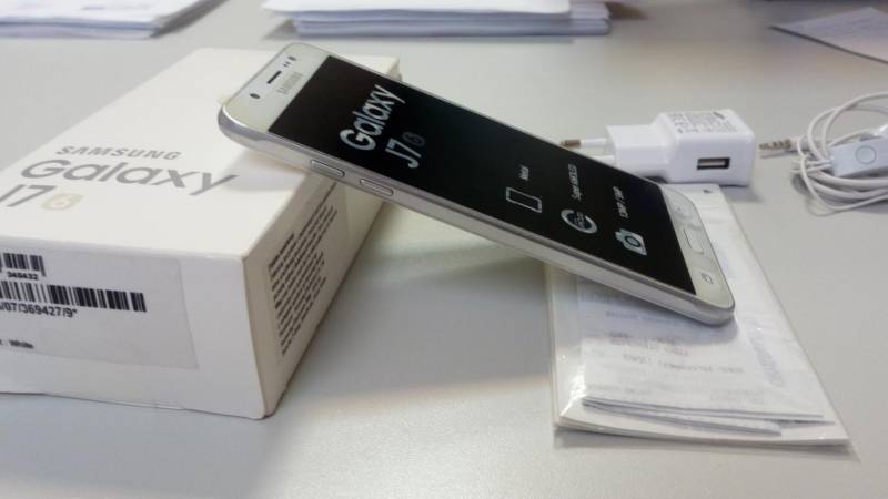 ox_samsung-j7