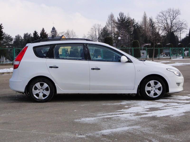 ox_hyundai-i30-lift-14-benzyna-28-xii-2011-r-klimatyzacja-lub-zamiana