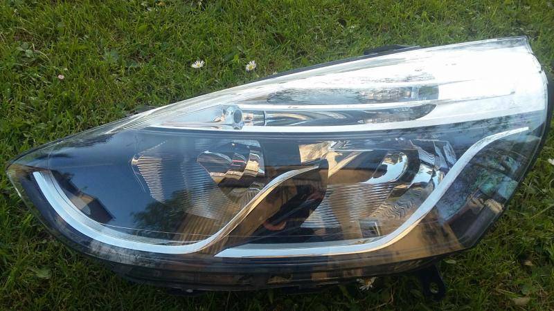 ox_clio-4-zderzak-clio-4-lampa-clio-4-wlot-powietrza-clio-lv-okazja