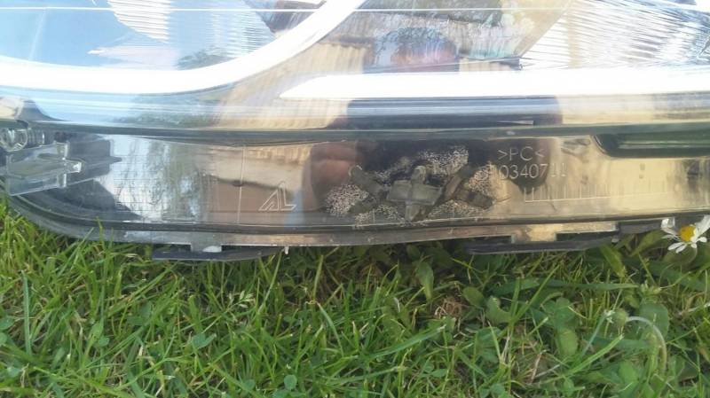 ox_clio-4-zderzak-clio-4-lampa-clio-4-wlot-powietrza-clio-lv-okazja