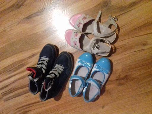 ox_sprzedam-sukienki-i-buty
