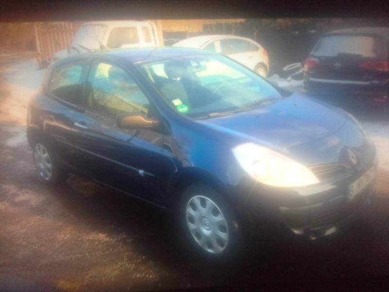 ox_renault-clio-3-2009r-12-benzyna-okazja