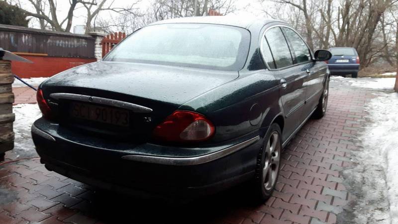 ox_jaguar-x-type-2001-v6-25benzyna-4x4-przebieg-236tys-automat