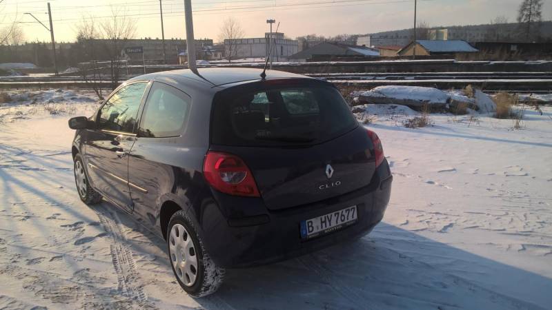 ox_renault-clio-3-2009r-12-benzyna-okazja