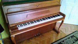 ox_sprzedam-pianino-calisia-stylizowane-ludwikowskie-stan-idealny