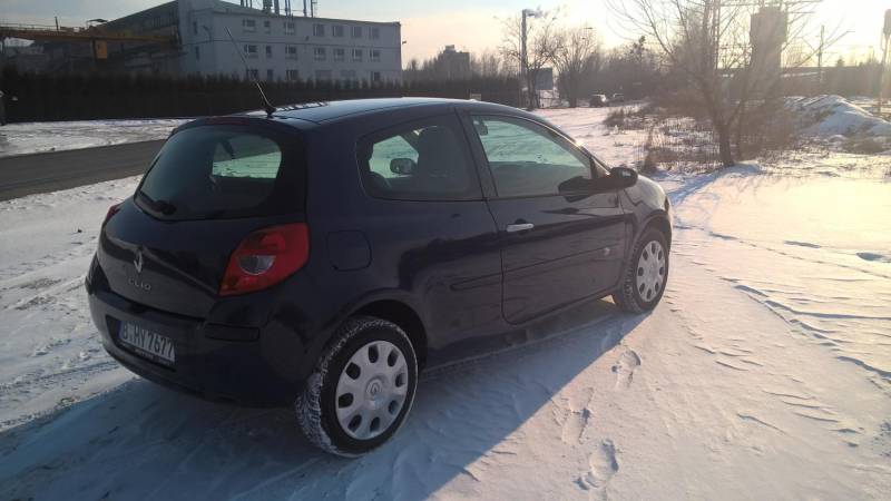 ox_renault-clio-3-2009r-12-benzyna-okazja