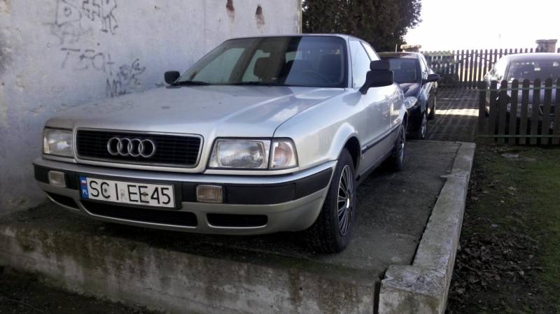 ox_sprzedam-audi-80-b4