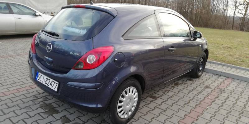 ox_sprzedam-opel-corsa-d-2009