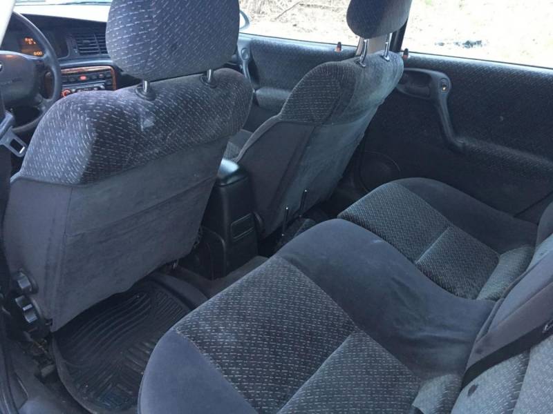 ox_na-sprzedaz-opel-vectra-kombi-18-benzynagaz