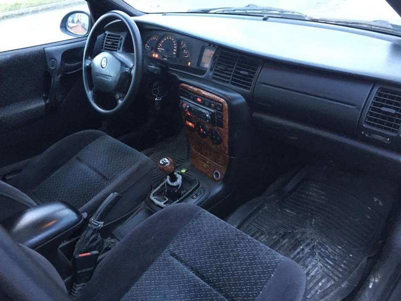 ox_na-sprzedaz-opel-vectra-kombi-18-benzynagaz